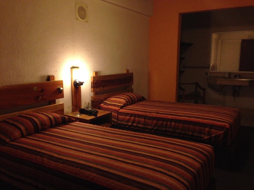 Hotel Marsella Мехико Экстерьер фото