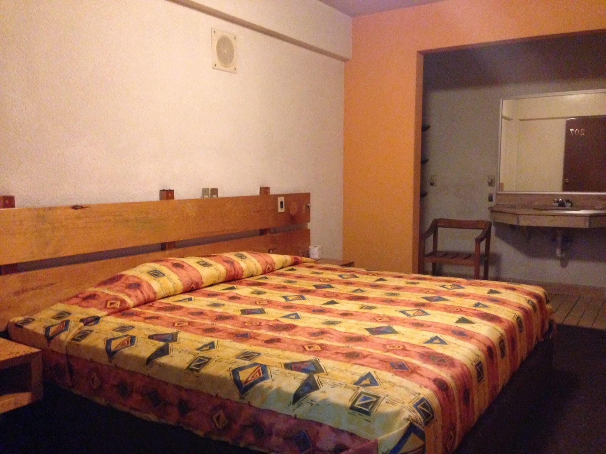 Hotel Marsella Мехико Экстерьер фото